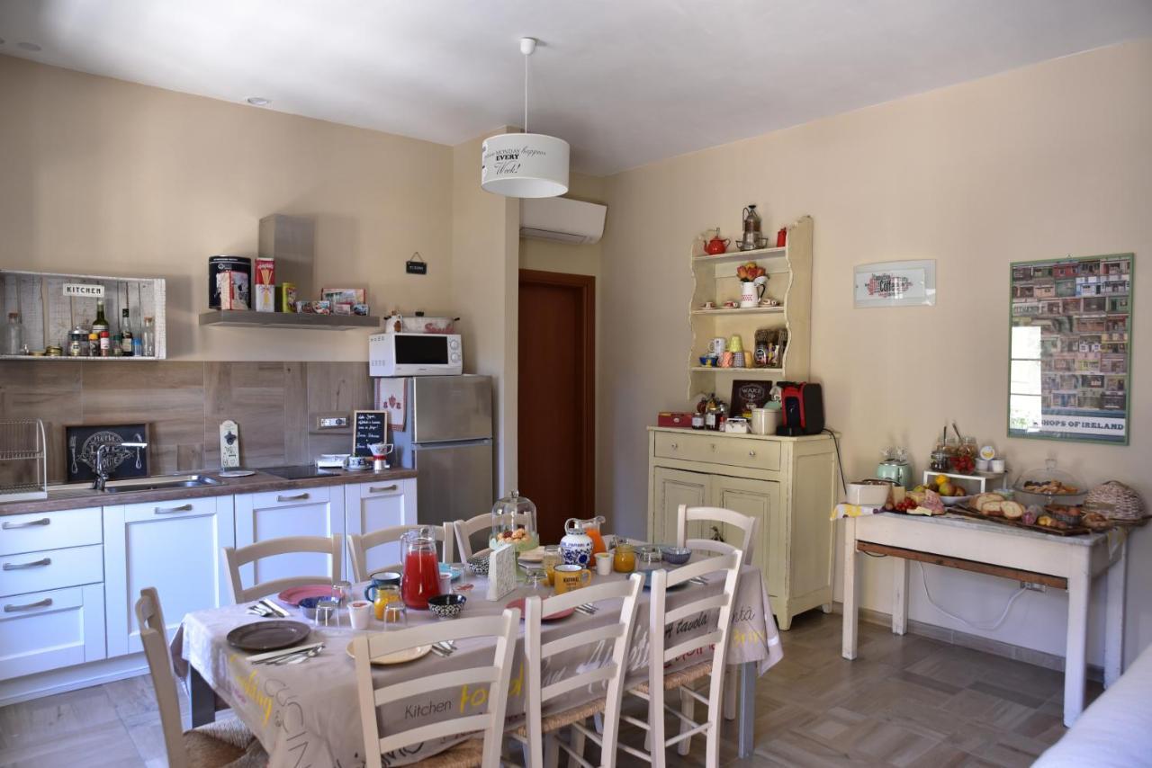Casa Nina Bed & Breakfast Toirano Luaran gambar